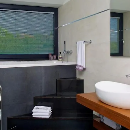 Eco-friendly Aria With A Pool And A Party ゲストハウス *