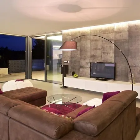 Maison d'hôtes Eco-friendly Aria With A Pool And A Party *